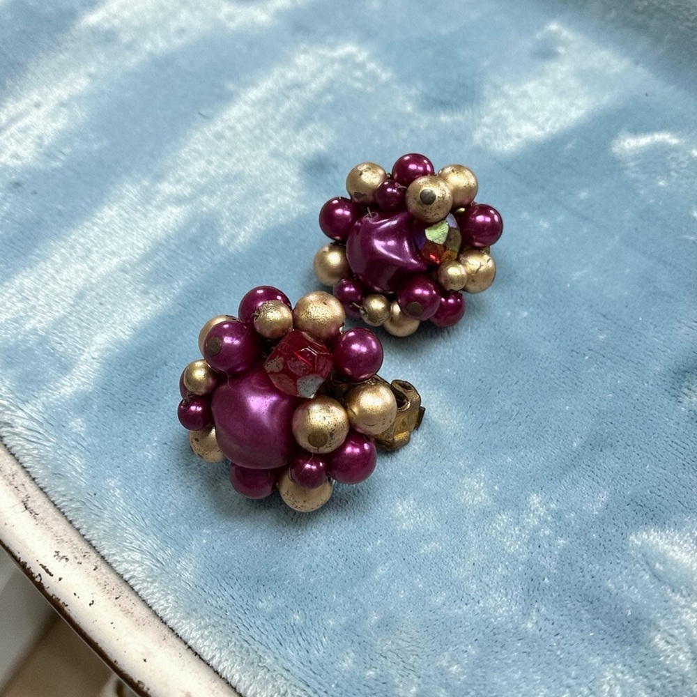 Pretty Purple & Gold Cluster Clip On Earrings